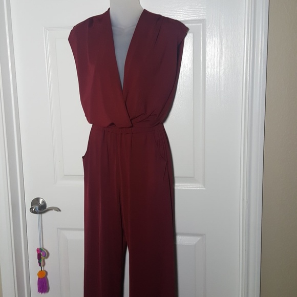 Jumpsuit - Picture 5 of 7